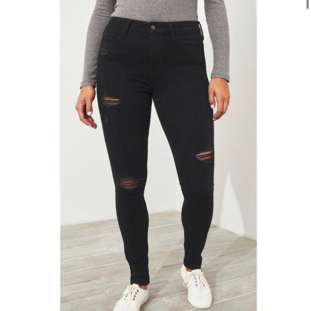 HOLLISTER HighRise Super Skinny Jeans Ripped Black